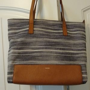 Fossil fabric tote/shoulder bag. Great Fall bag!